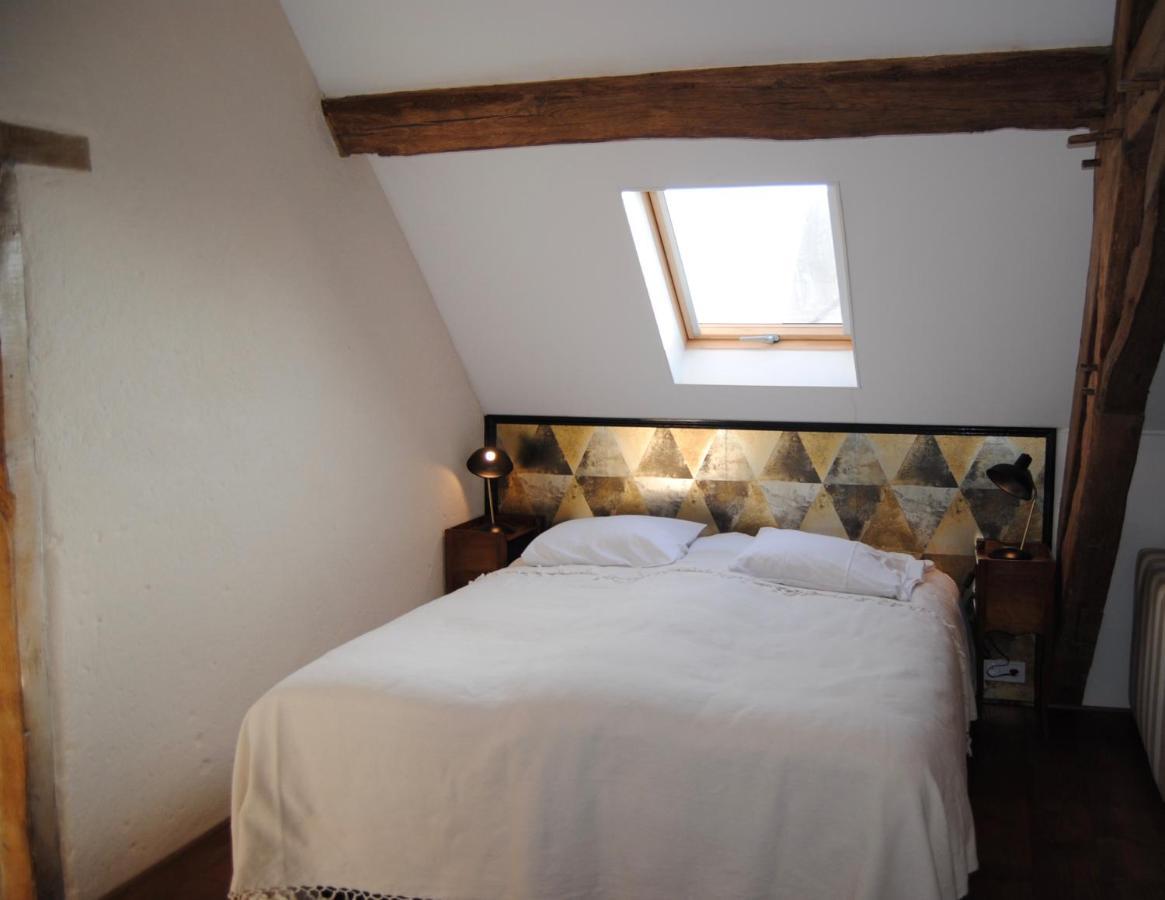 Chambres D'Hotes Domaine Les Grands Perons Hérisson Exterior foto